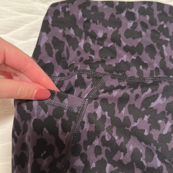 all in motion | cheetah leggings - Picture 4 of 6